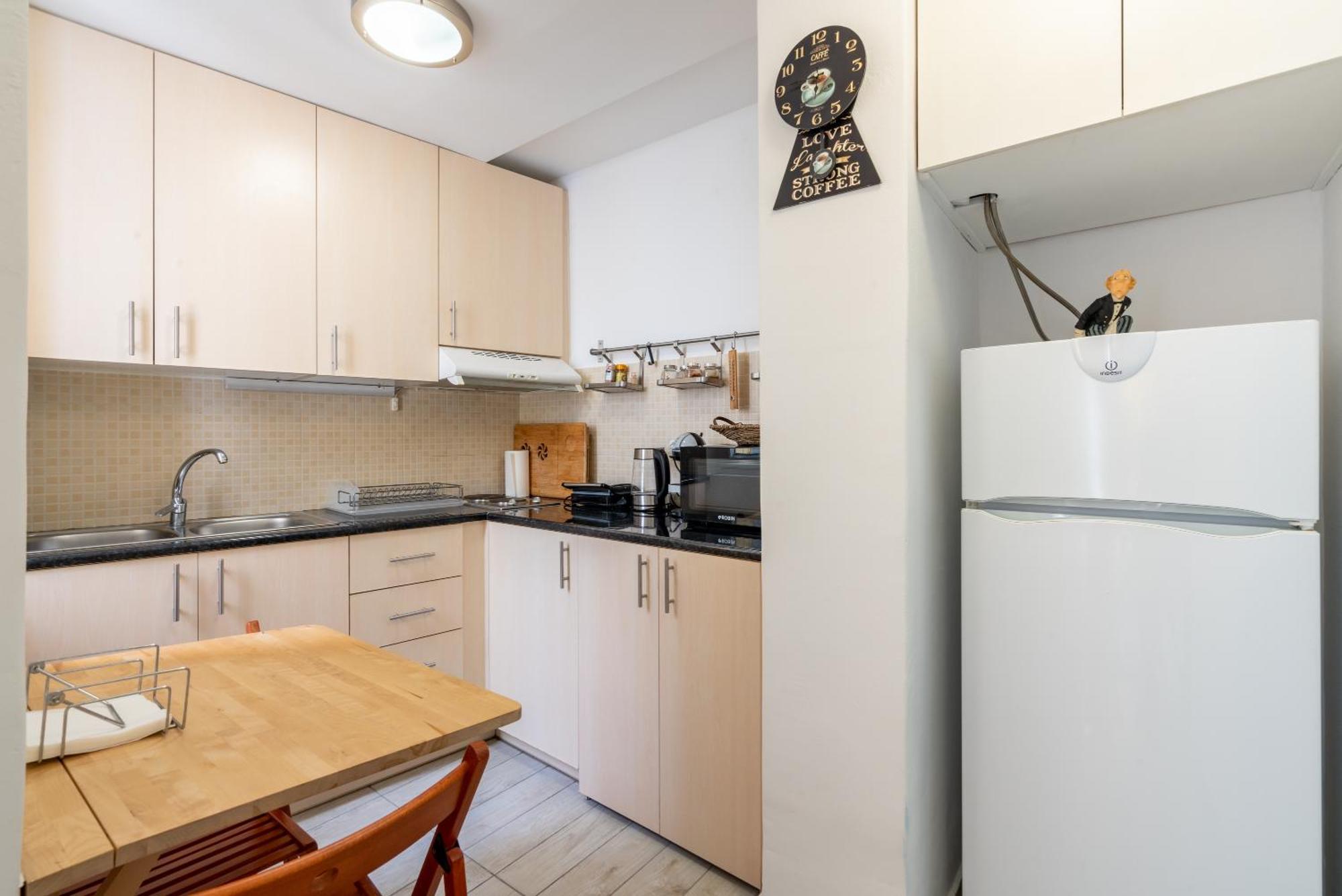 Great 35 Sq M Studio On 1St Floor In Bohemian Psyri In Athens' Historic Center-In Vivo Apartments Exterior foto